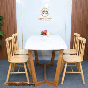 Bộ bàn ăn chân gỗ Concoder mặt đá và ghế gỗ Rio